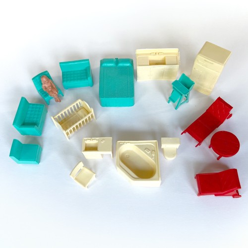Vtg superior plastic dollhouse - vtg,